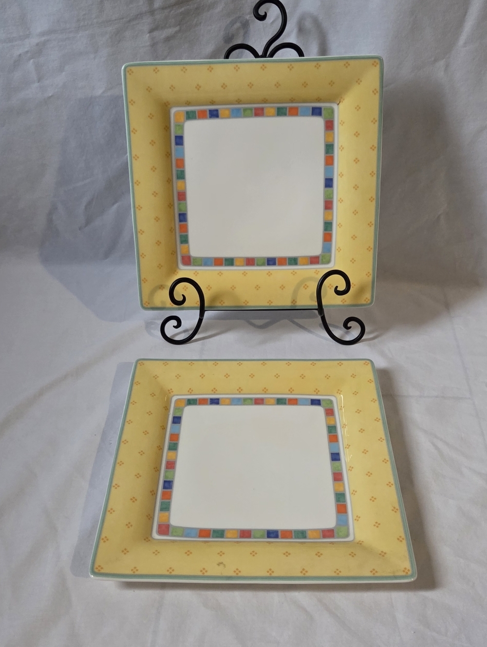 Villeroy & Boch Twist Alea Limone Porcelain 10.5' Plate Set/2